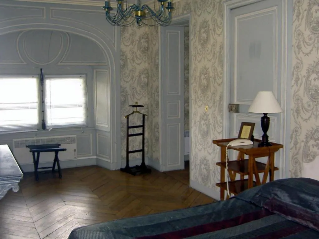 **** Hotel Château de Marechal de Saxe Yerres France