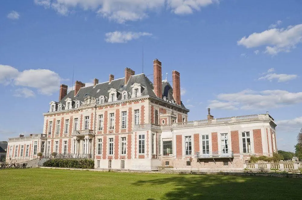 Château de Marechal de Saxe Yerres France
